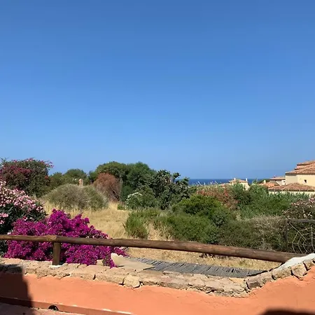 Apartment Cala Rossa *