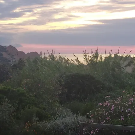 Cala Rossa Isola Rossa