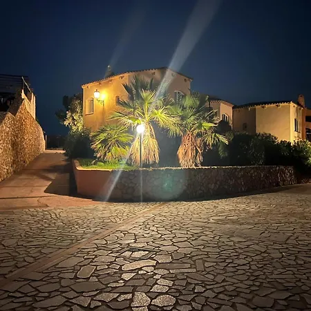 Cala Rossa Isola Rossa