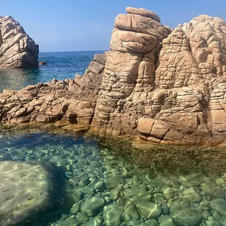 Cala Rossa Isola Rossa