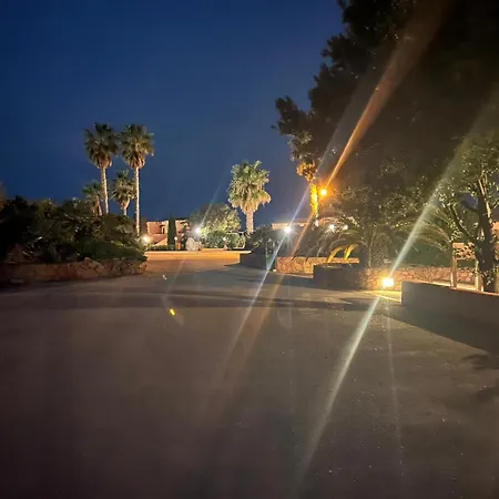 Апартаменты Cala Rossa