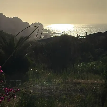 Cala Rossa *